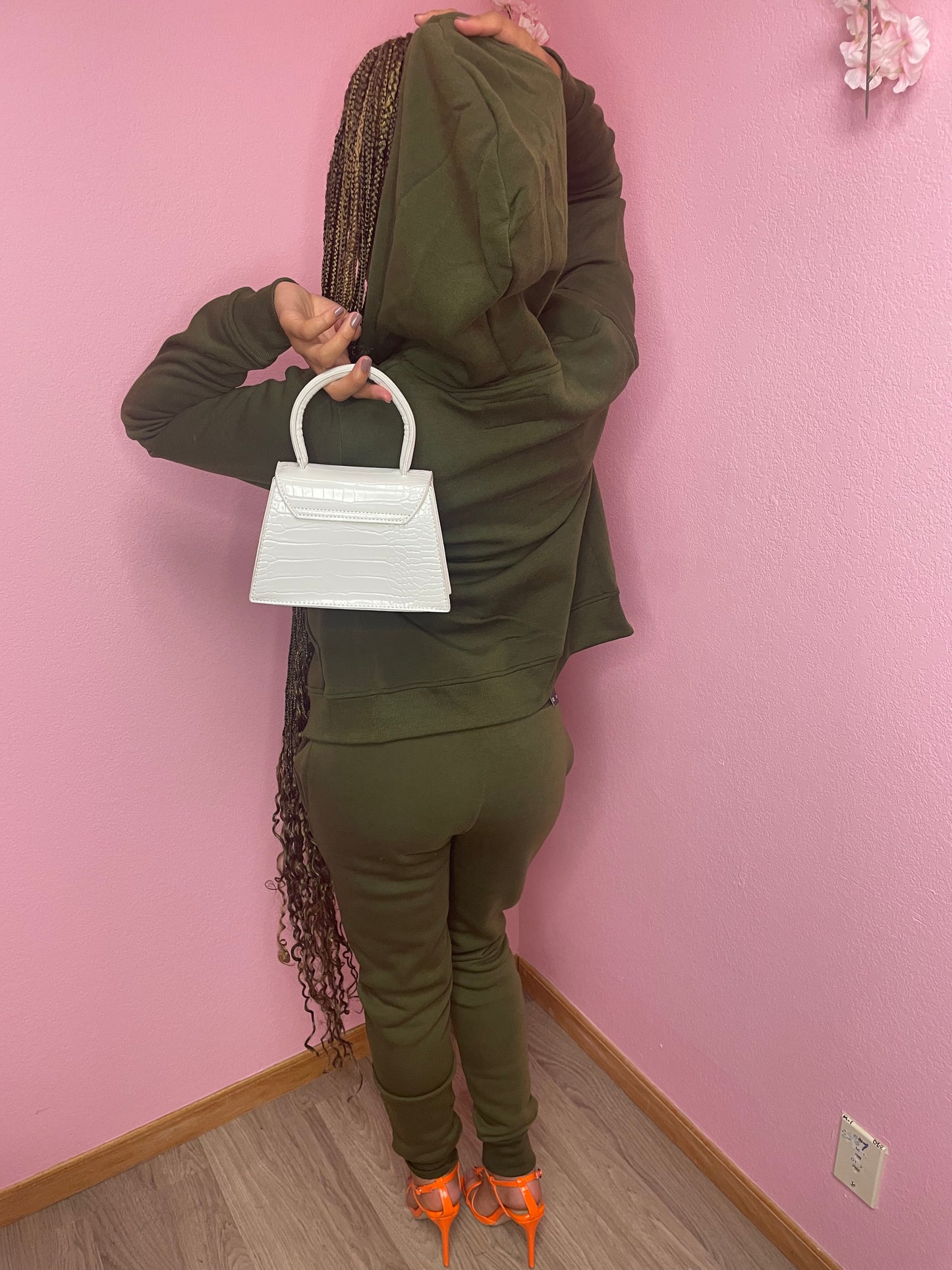 Make โEm Sweat Jogger Set - Olive