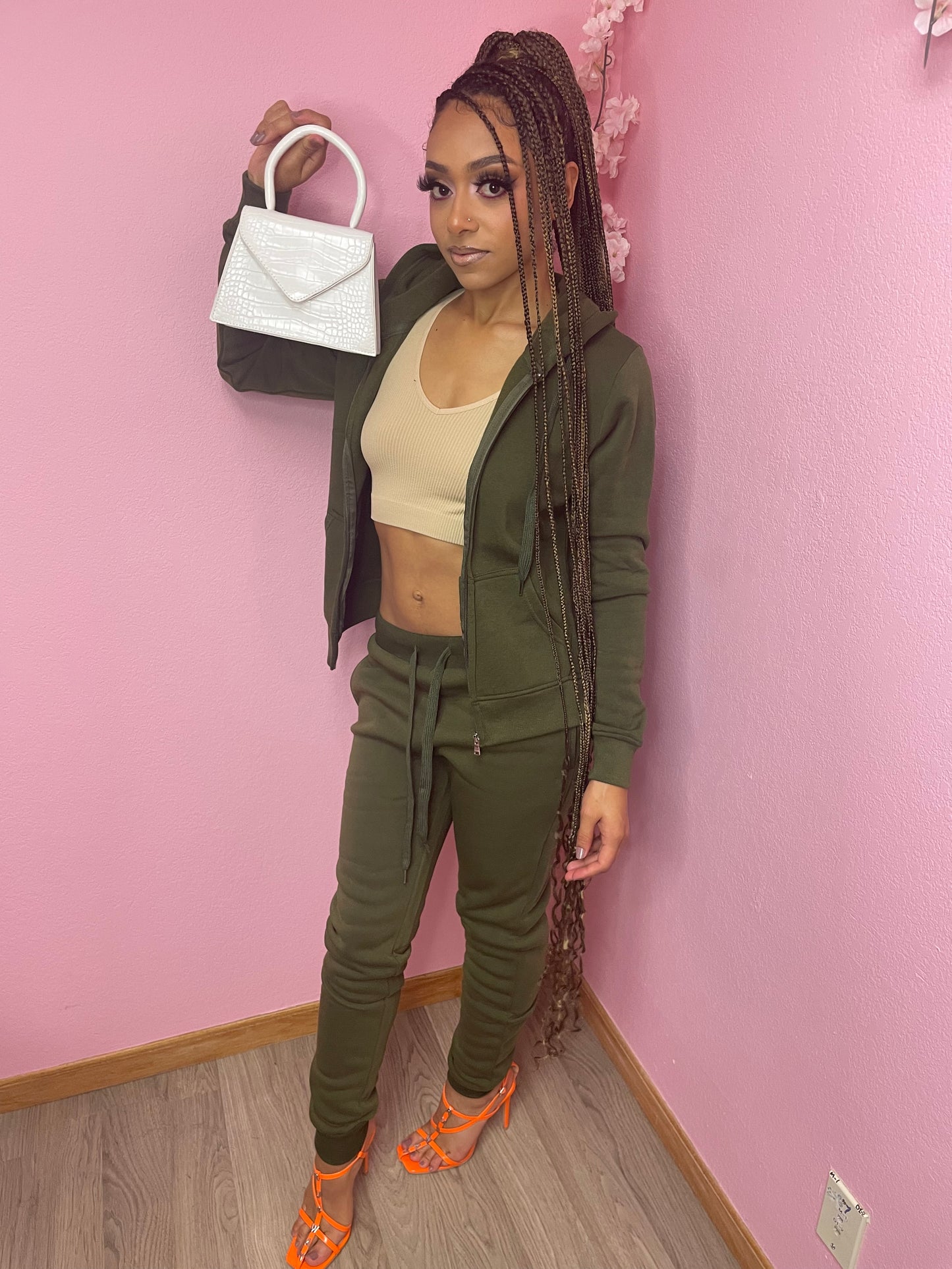 Make โEm Sweat Jogger Set - Olive